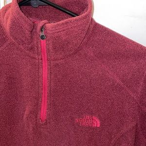 Northface quarter-zip. Maroon.